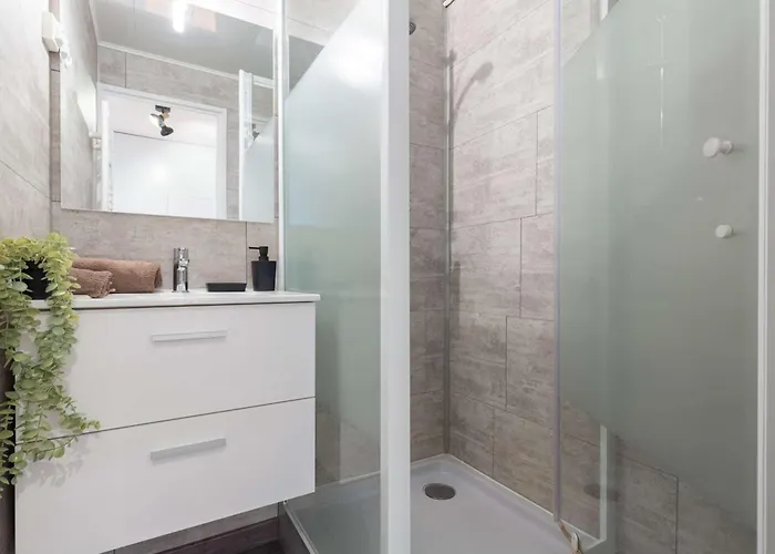 4 Pers. Proche Centre & Telepherique - Fr-1-296-473